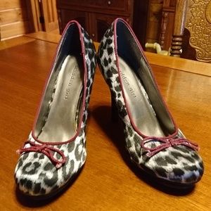 Leopard heels Any 10 items for $20!